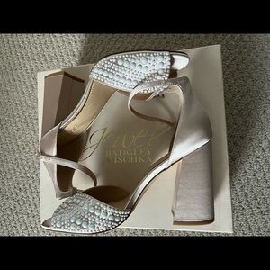 Badgley Mischka pearl heel